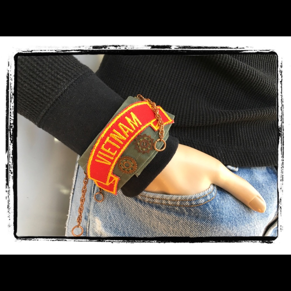 🇺🇸 VIETNAM WAR MEMORIAL CUFF BRACELET🇺🇸